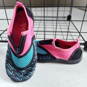 Toddler Girls (11) Water Shoes - Rockin